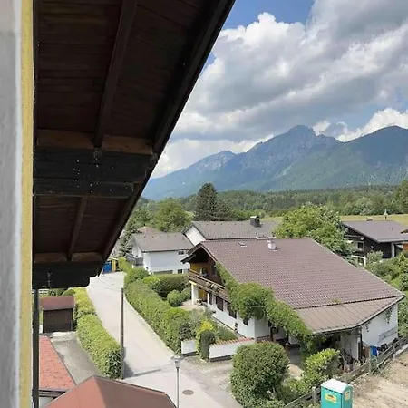 Haus Schmidhuber 4 A *